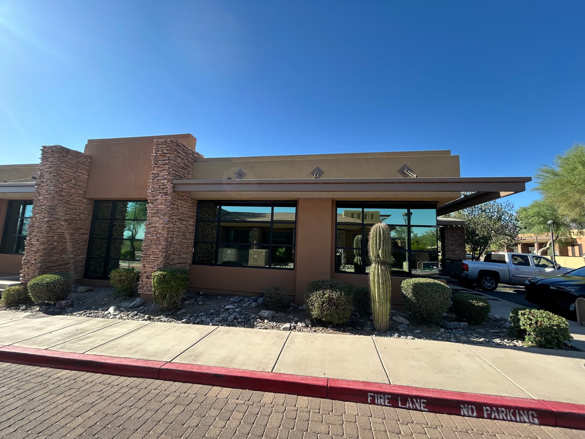 Why Quarterly Window Cleaning Makes Sense for Commercial Properties image