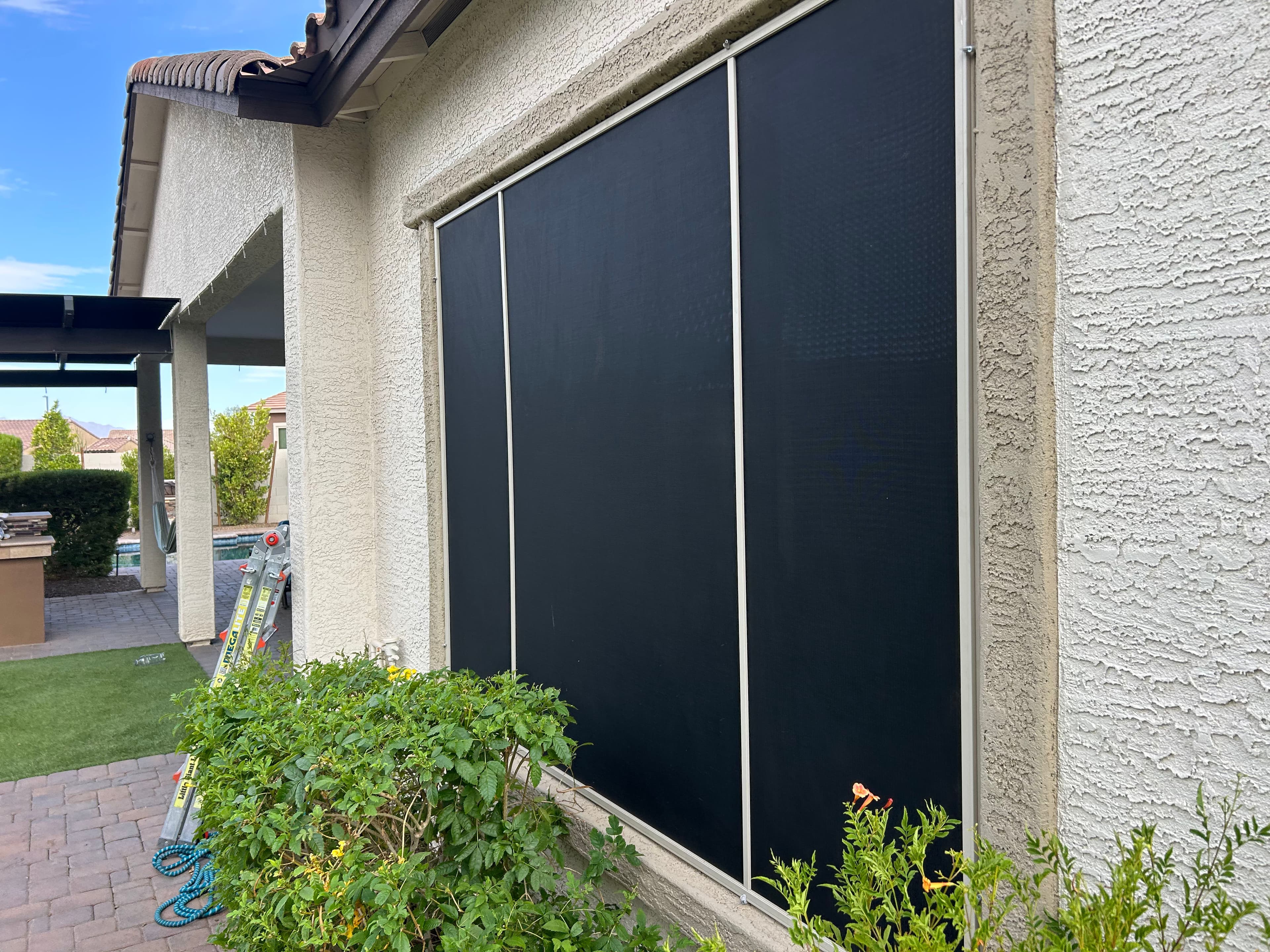 Project Screen Cleaning in Goodyear That Brings Back the Dark Finish image