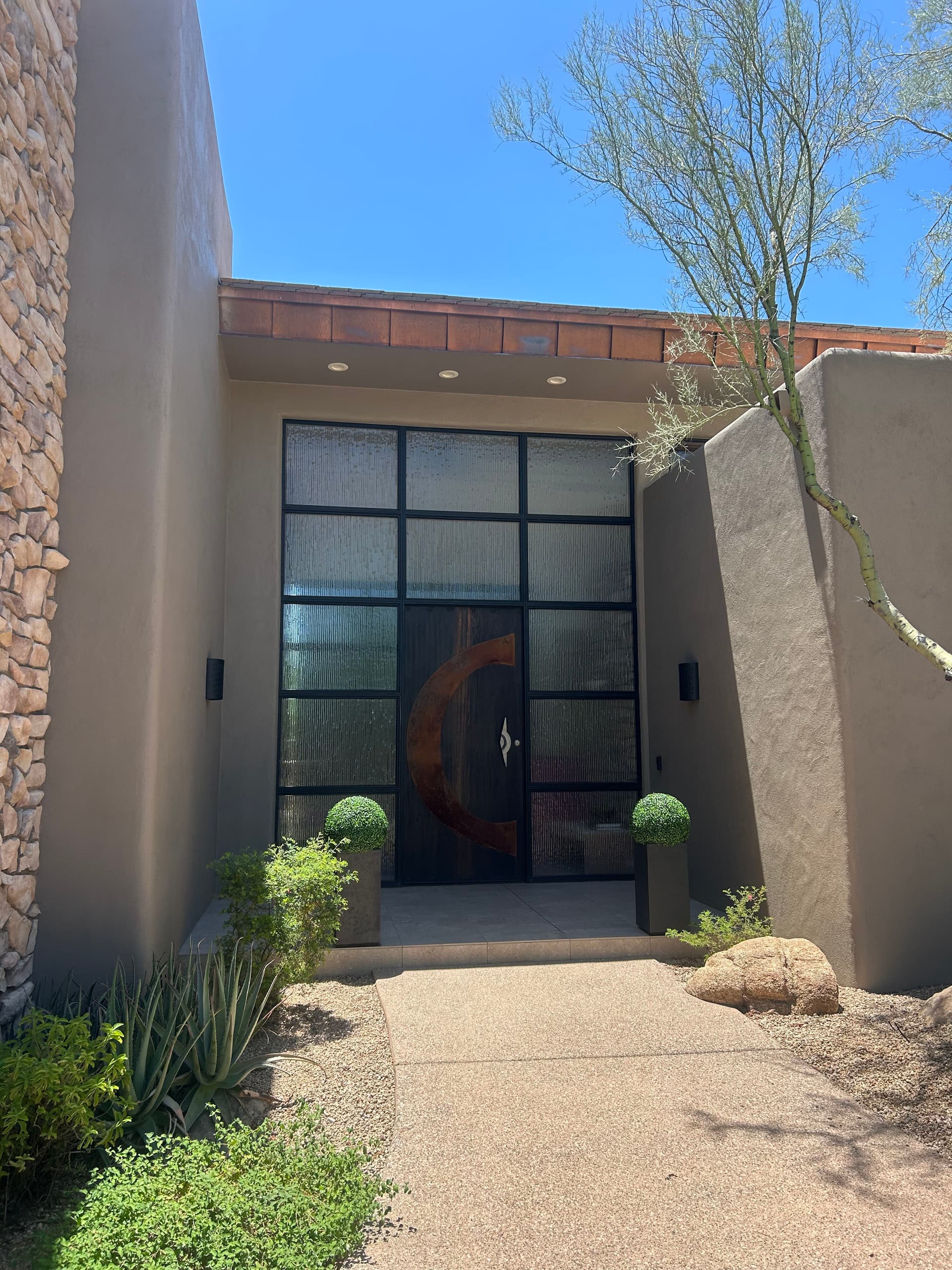 Gallery photos for Scottsdale Curb Appeal Starts With Clean Glass and Spotless Doors: Image #1