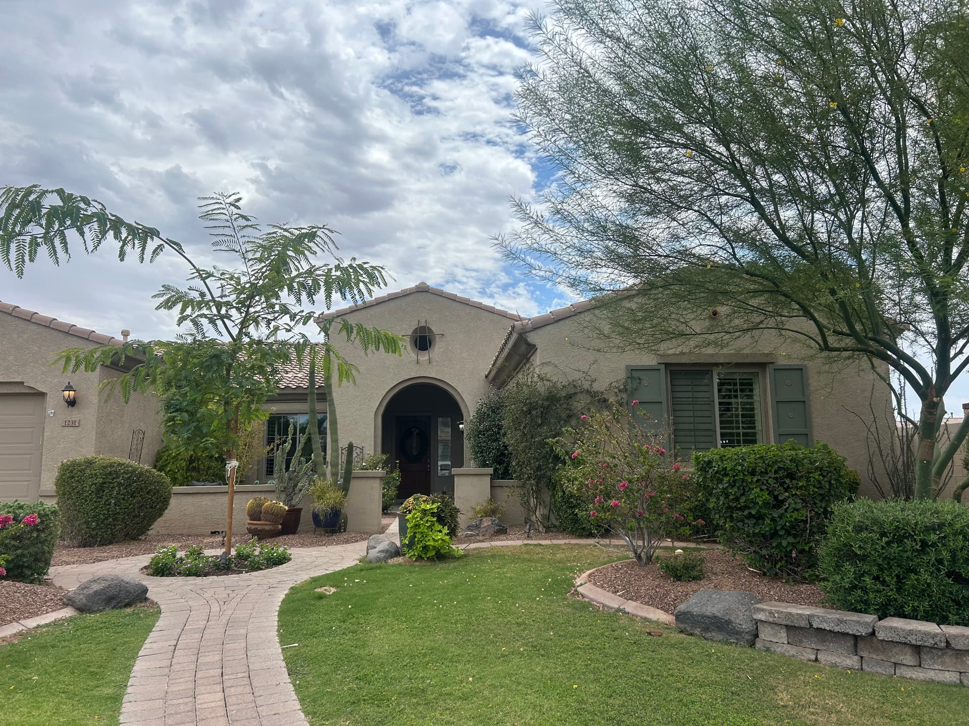 Why Gilbert Homeowners Love Quarterly Window Cleaning image