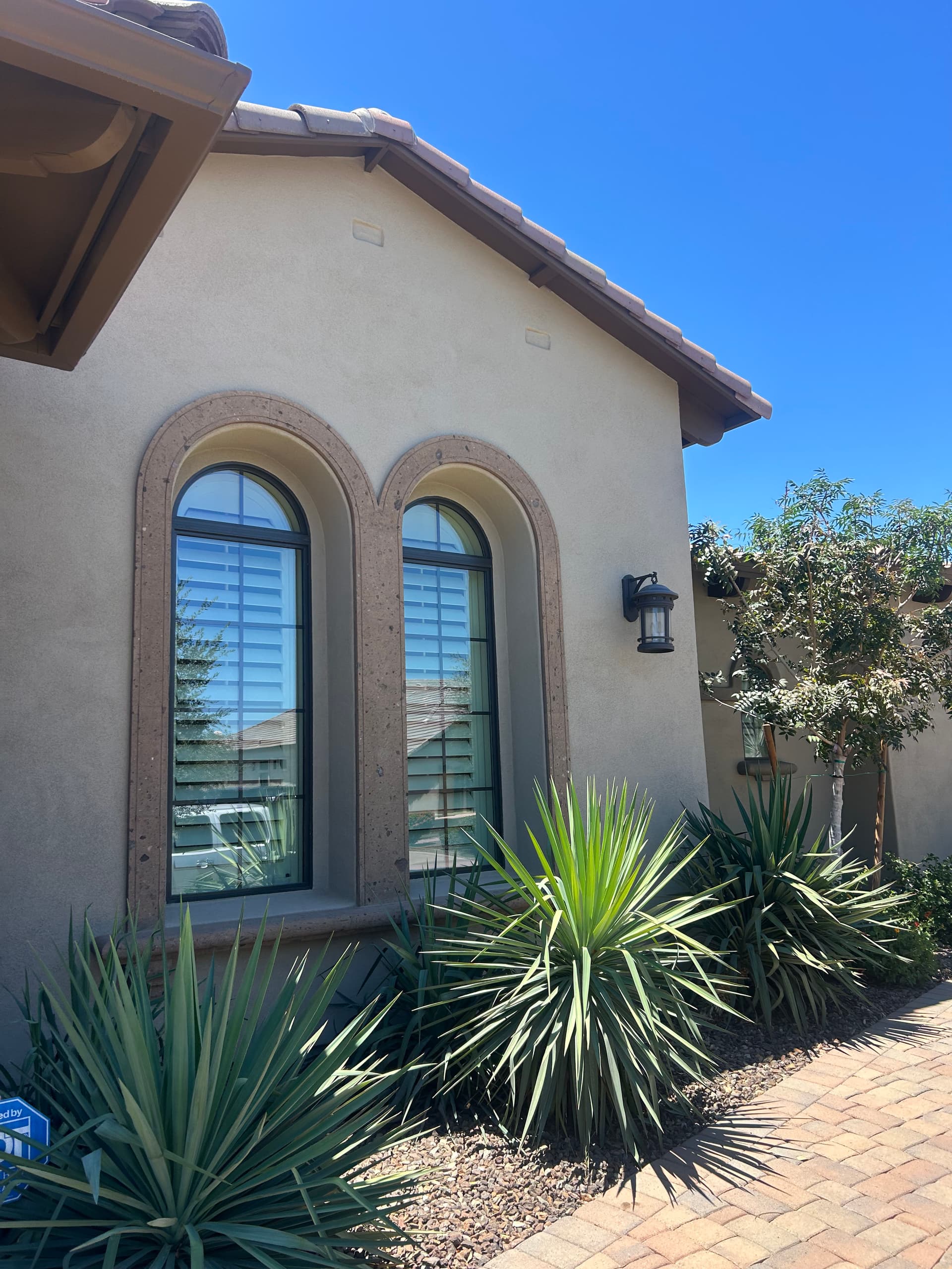 Inside and Out Window Cleaning at a Mesa Home image